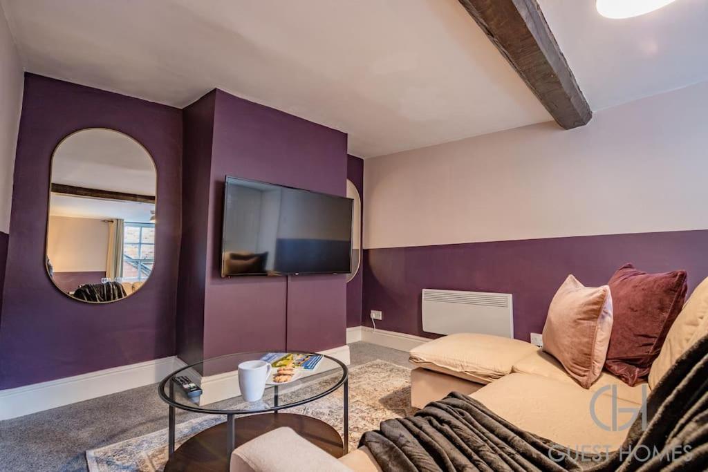 Apartment Host & - Chandan Court